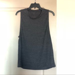 alo high low muscle tank size M gray